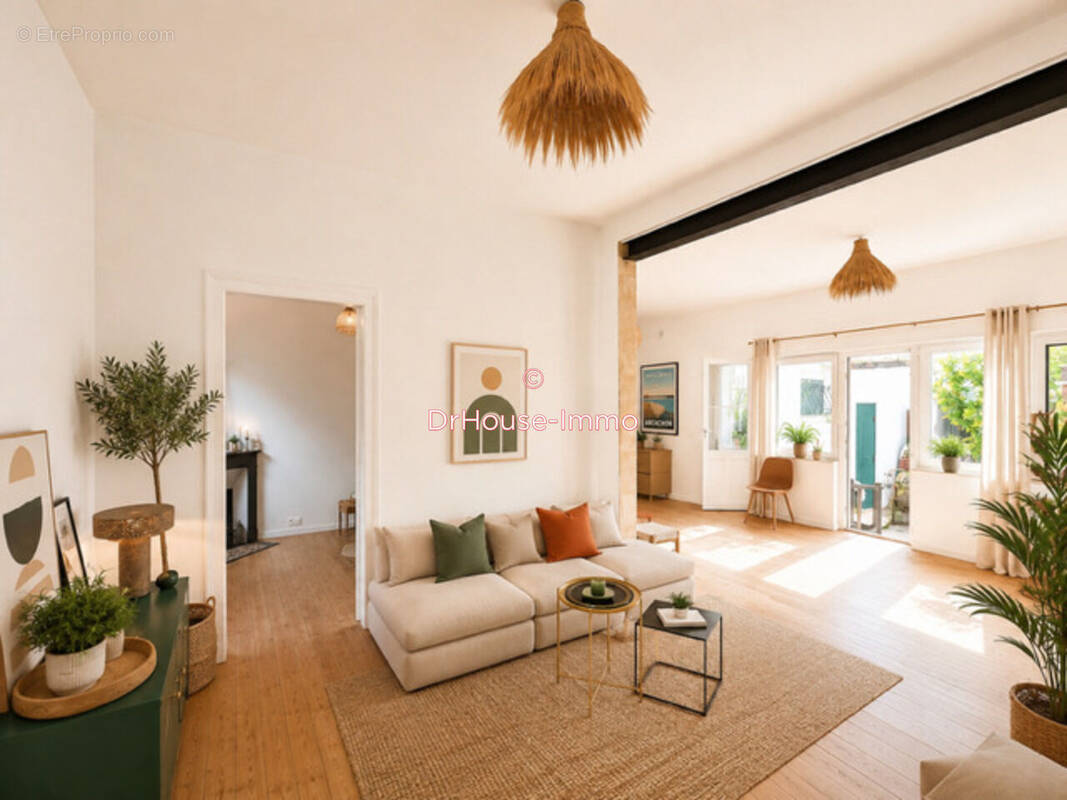 Maison à VILLENAVE-D'ORNON