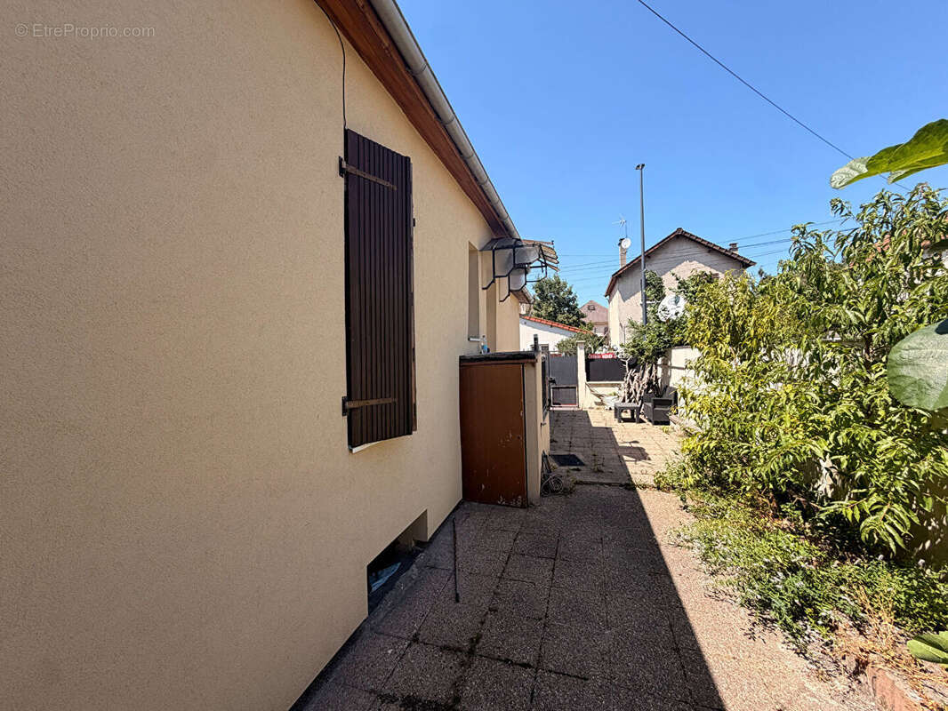 Maison à BOBIGNY