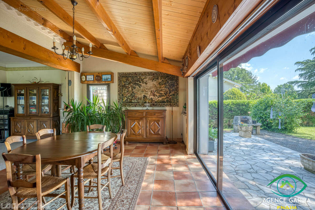 Maison à SAINT-VITE