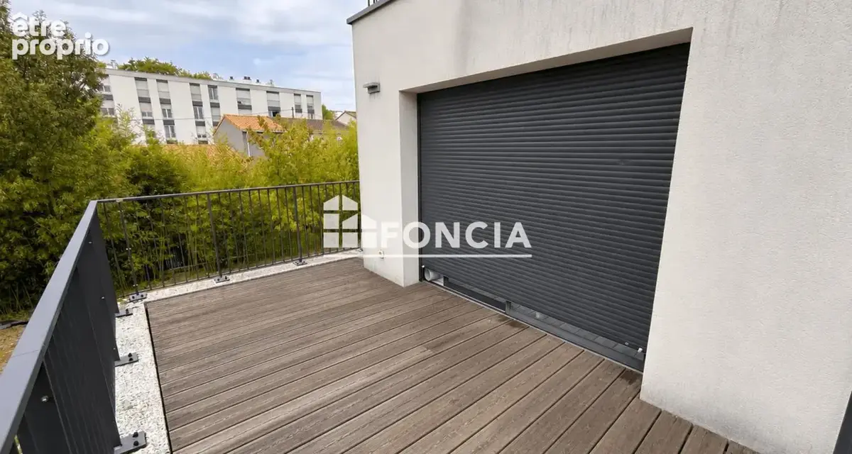 Beau T4 au calme avec balcon plein sud et 2 places de parking en sous-sol - photo 4