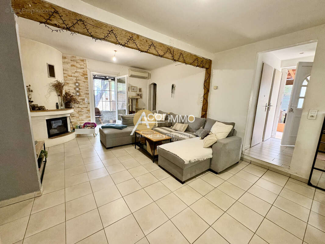 Toulon-4 chemins des Routes-Maison 2 chambres-Jardin - photo 6