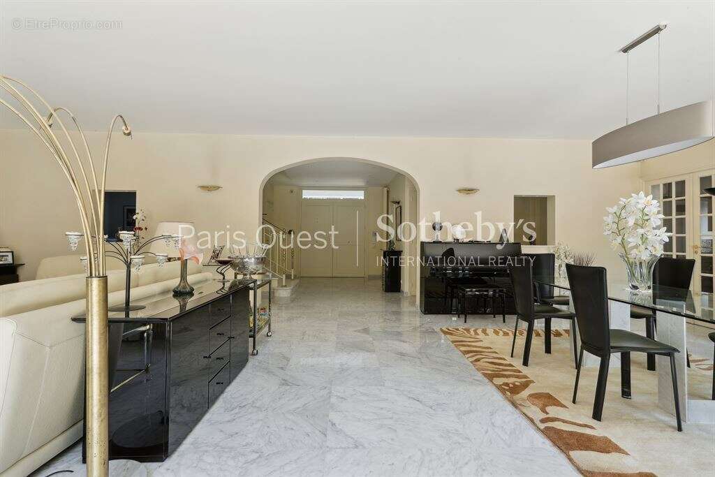 Maison à CHAMPIGNY-SUR-MARNE