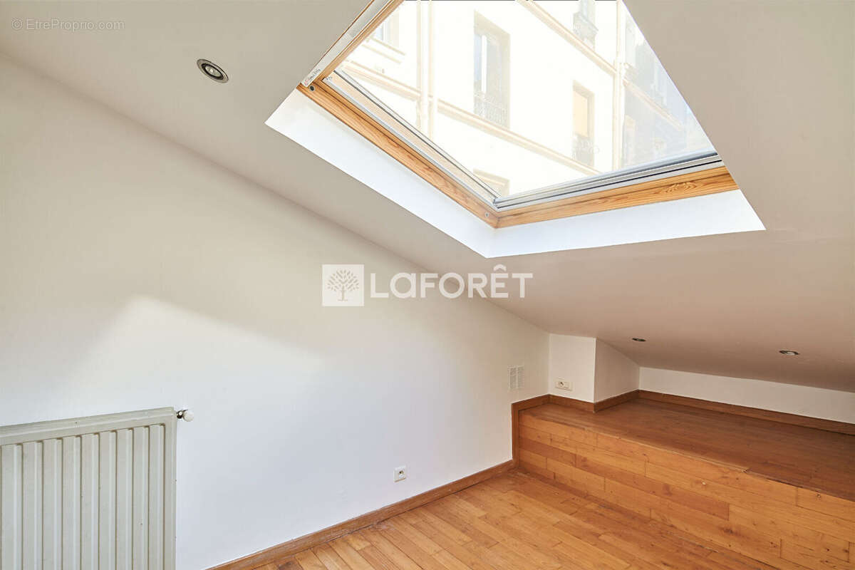Appartement à PARIS-20E