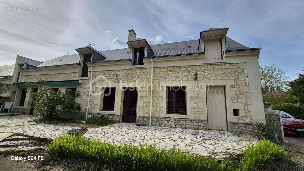 Maison à LA CHAPELLE-SUR-LOIRE