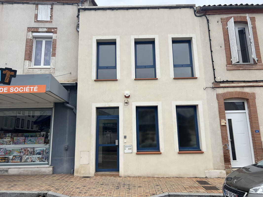 Autre à VALENCE