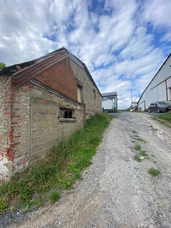 Terrain à BOUSIGNIES-SUR-ROC