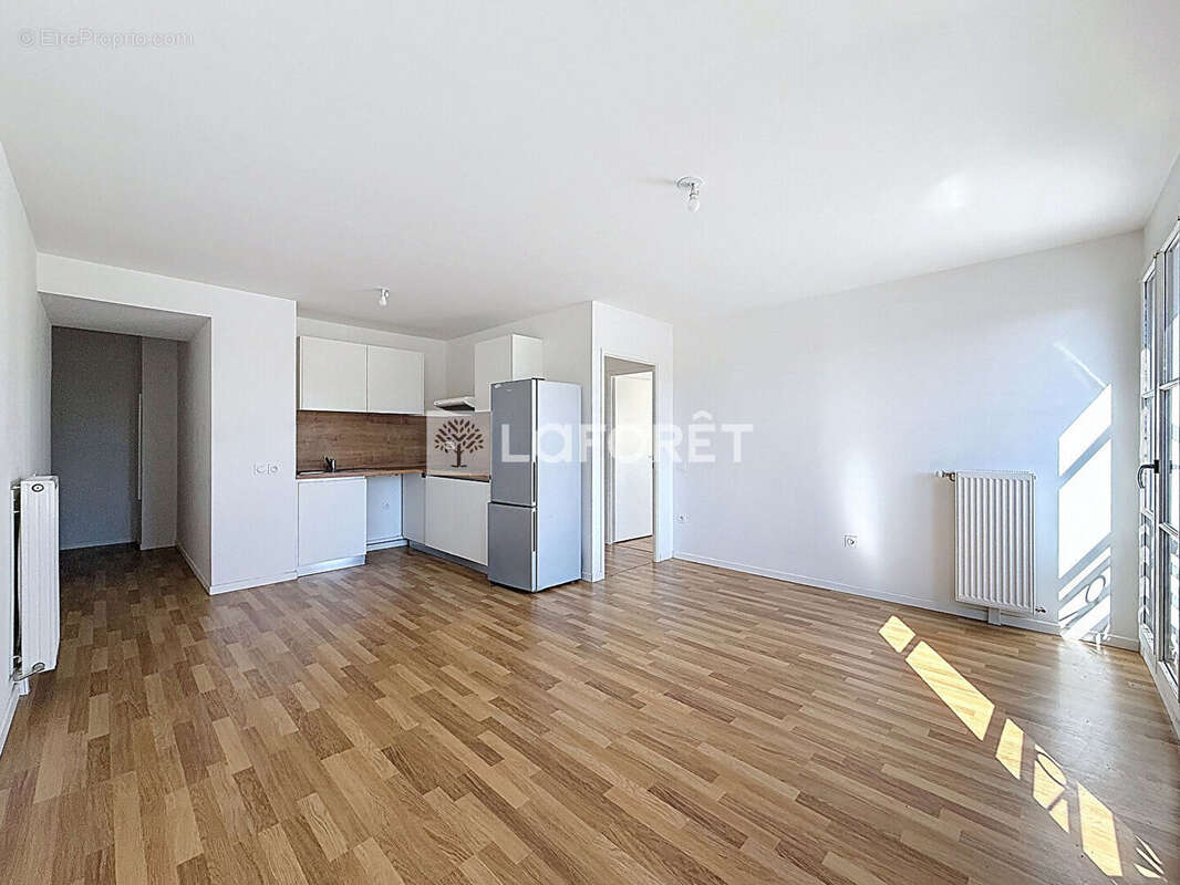 Appartement à MOISSY-CRAMAYEL