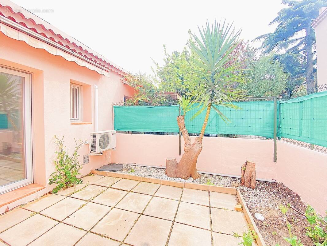 Appartement à MARSEILLE-8E