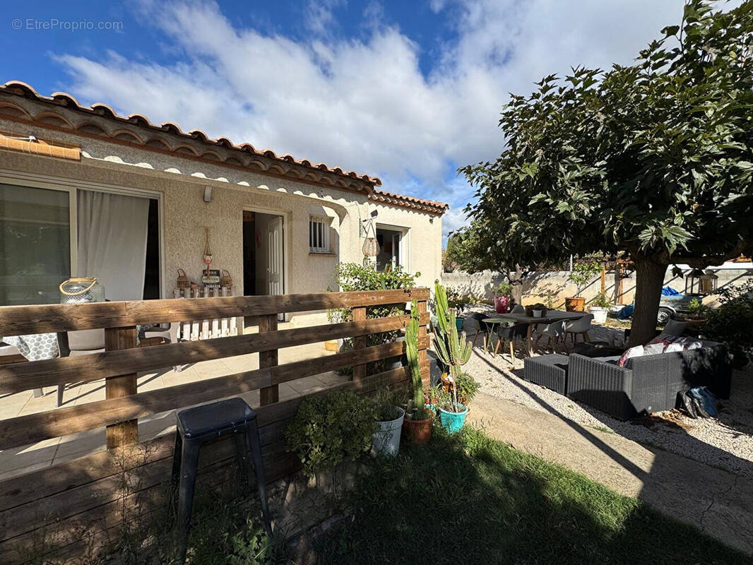 Maison à VILLENEUVE-LES-BEZIERS