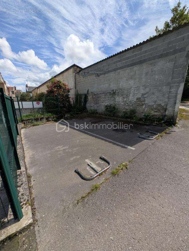 Parking à AMIENS