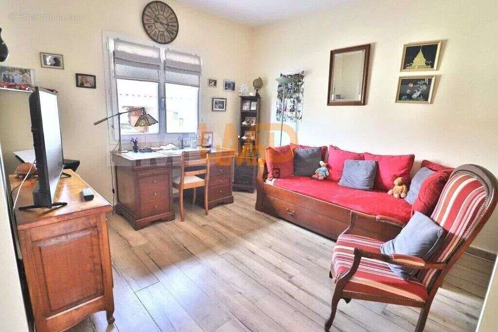 Maison à LE LUC