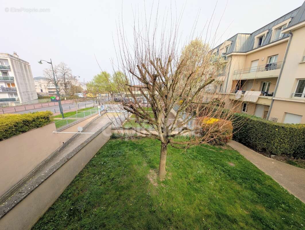 3 pièces lumineux avec balcon, parking et ascenseur - photo 5