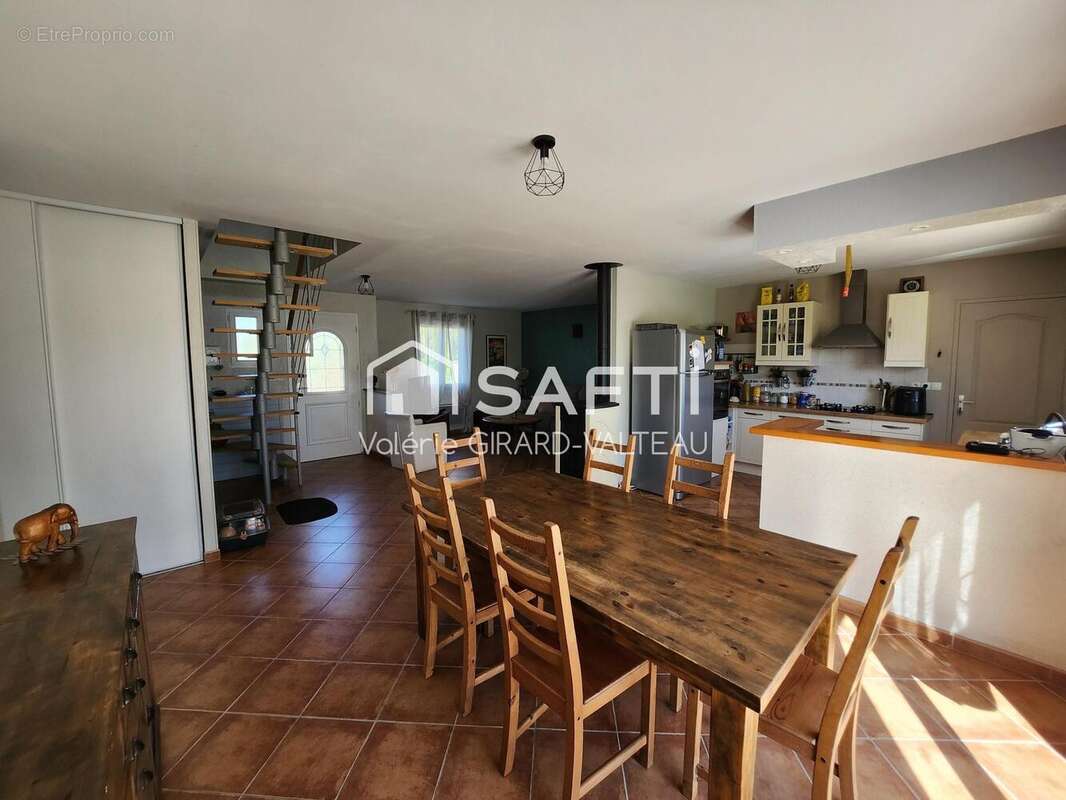 Photo 5 - Maison à VIVY