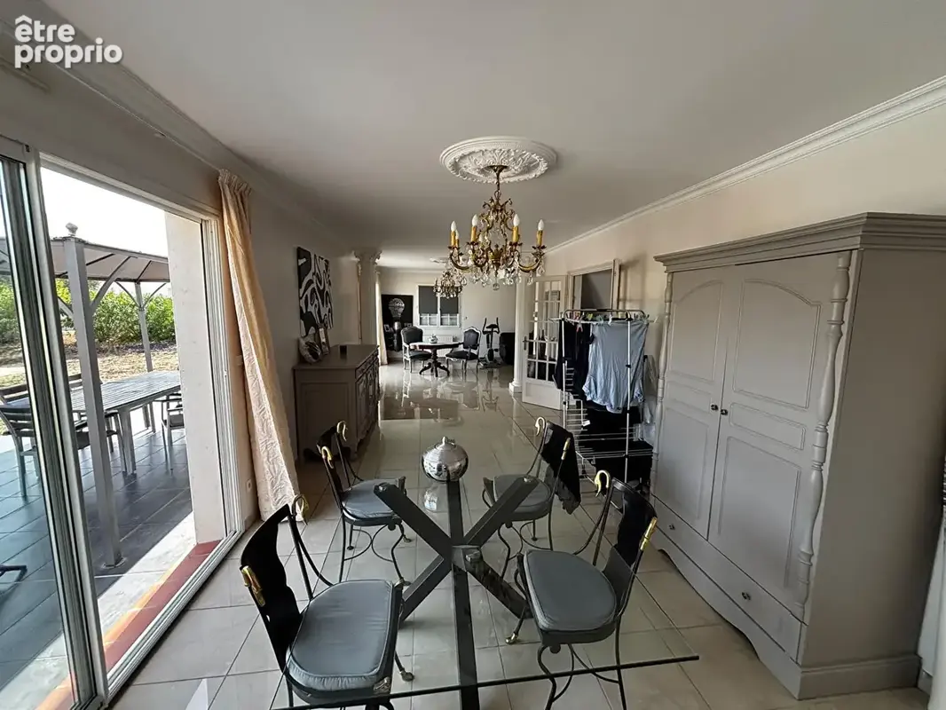 CUGNAUX ? Maison familiale avec piscine sur un terrain de 1 446 m² - photo 15