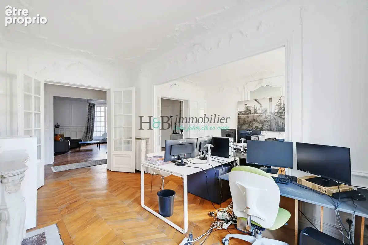 Alésia / 170m2 / Parquet Moulures Cheminées - photo 9
