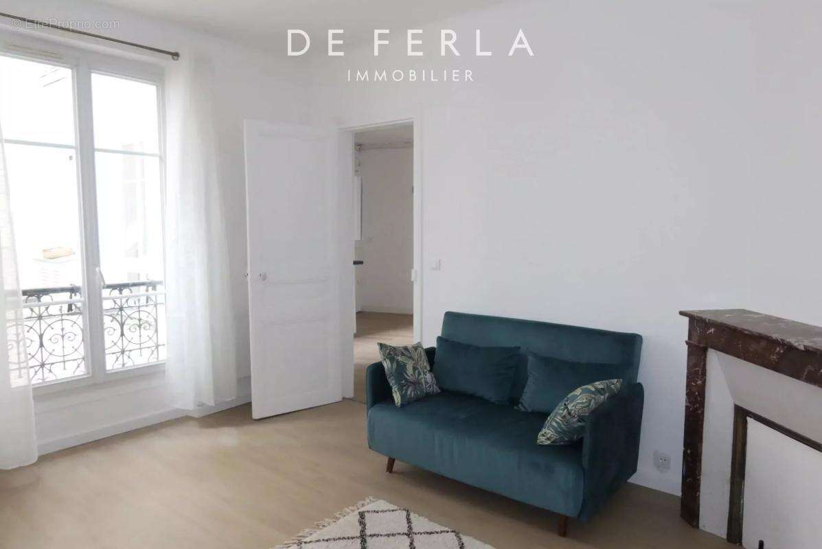 Appartement à PARIS-15E