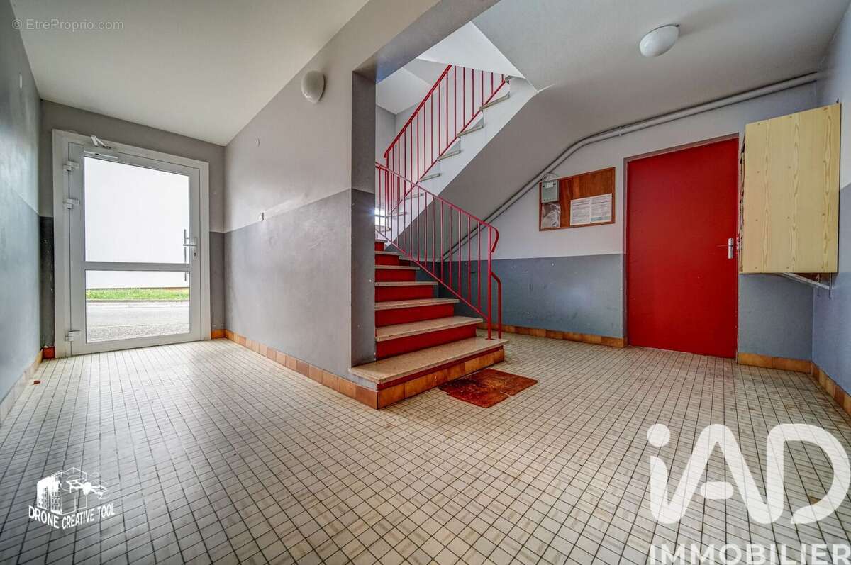 Photo 8 - Appartement à AUDUN-LE-TICHE