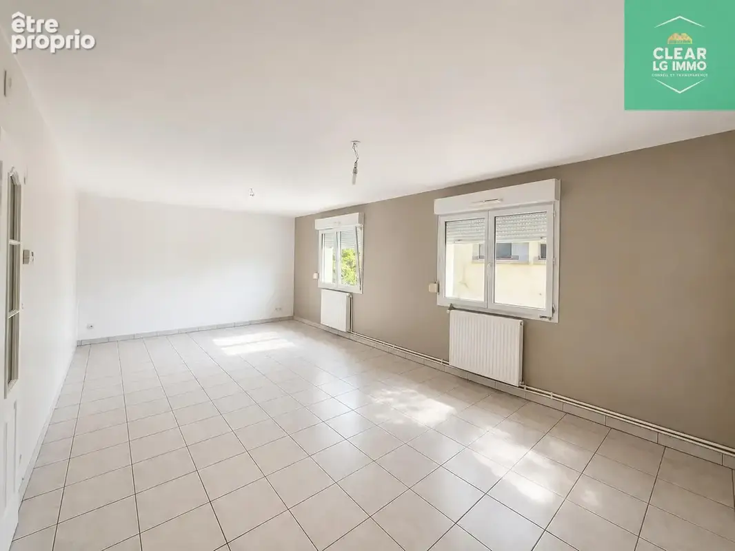 Appartement 5 pièces lumineux avec garages et jardin - photo 3
