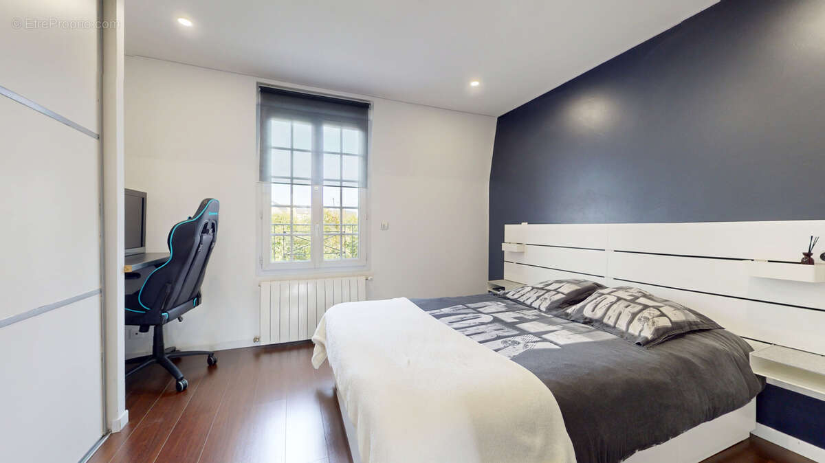 Maison à CORMEILLES-EN-PARISIS