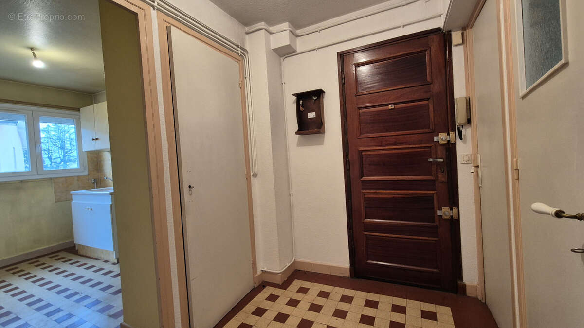 Appartement à BOURG-DE-PEAGE