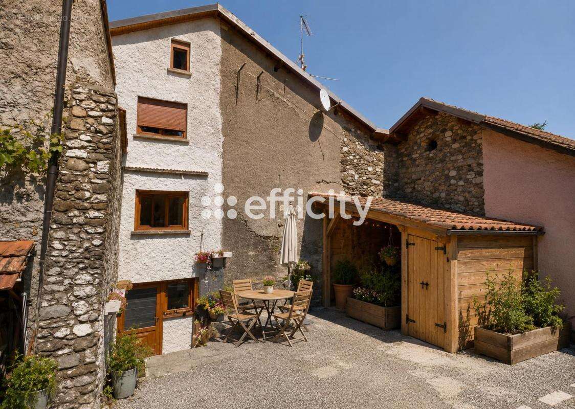 Maison 140 m² à Vulbens  - photo 22
