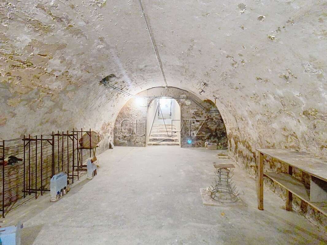 Maison à HOUDAN