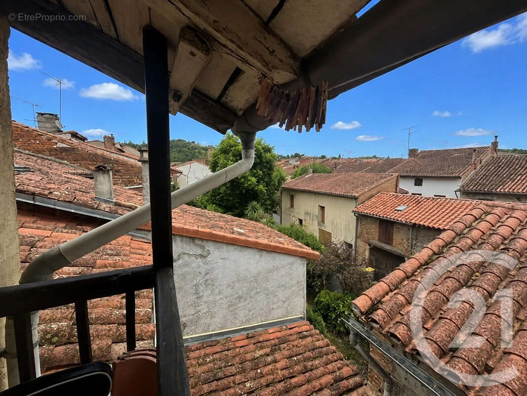 Maison à MONTESQUIEU-VOLVESTRE