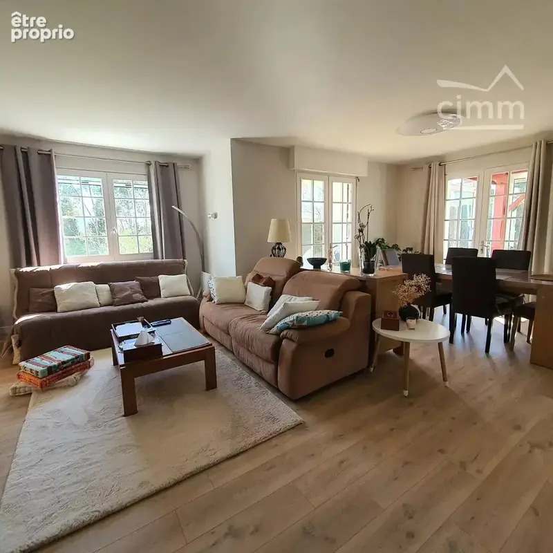 Appartement type 4 avec jardin et piscine - photo 17