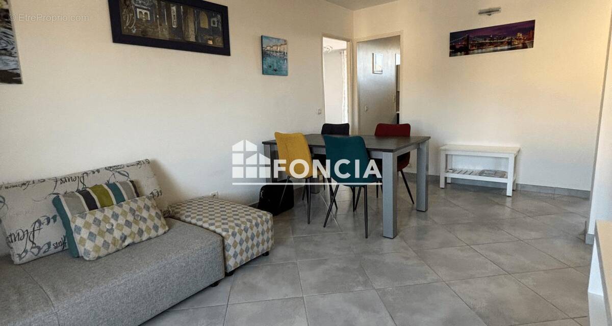 Appartement à HYERES