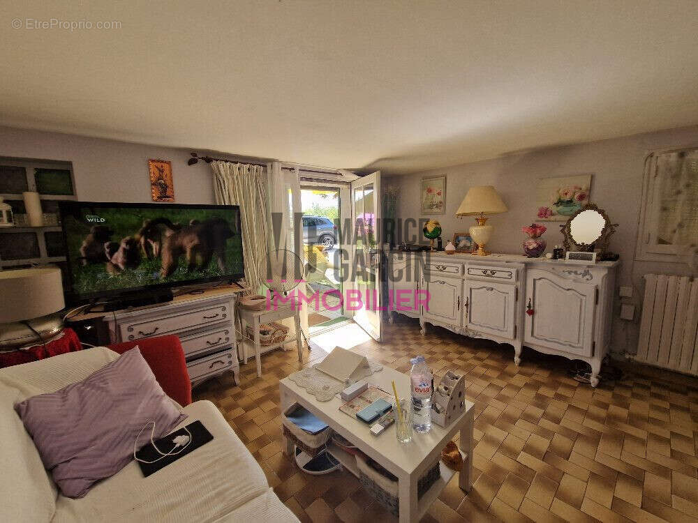 Maison à L'ISLE-SUR-LA-SORGUE