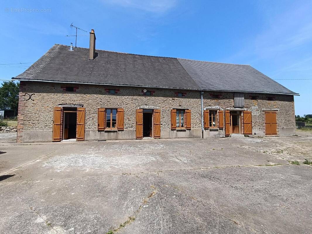 Photo 1 - Maison à COSMES