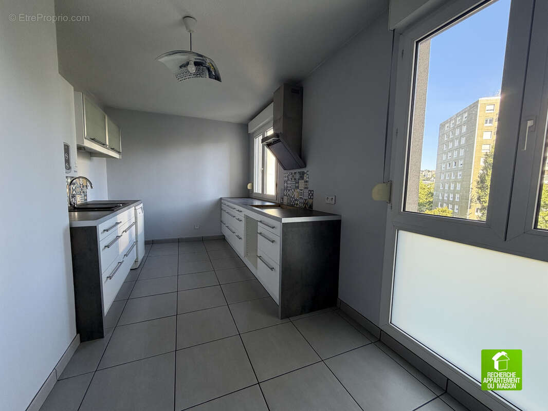 Appartement à LYON-7E