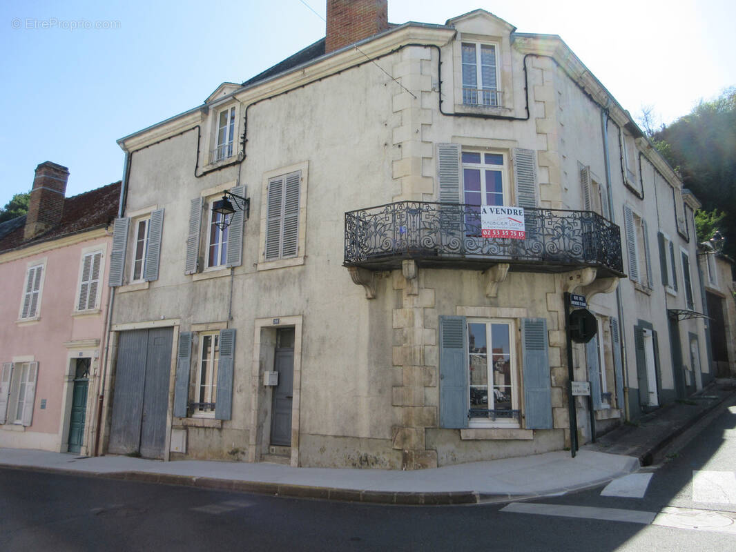 Maison à ARGENTON-SUR-CREUSE