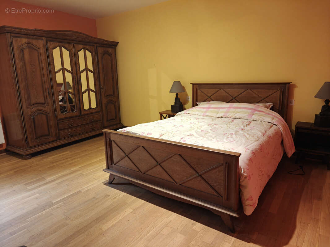 Maison à MONTREUIL-L'ARGILLE