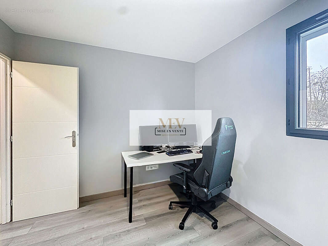 Maison à BRY-SUR-MARNE