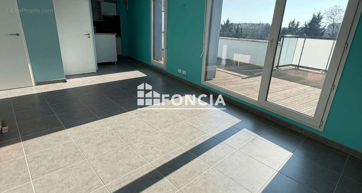 Appartement à AULNAY-SOUS-BOIS