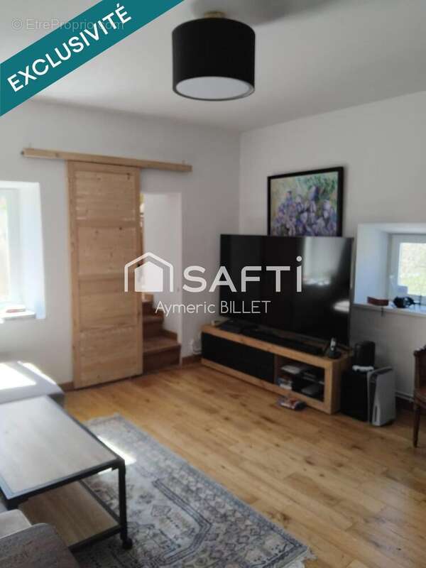 Photo 3 - Maison à ROUVRES-LA-CHETIVE