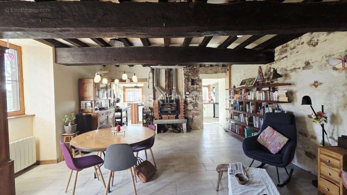 Maison à ROMAGNE