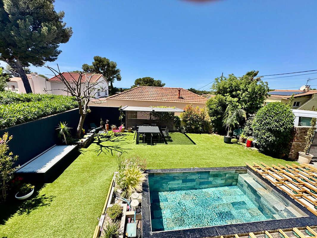 Maison à CARRY-LE-ROUET