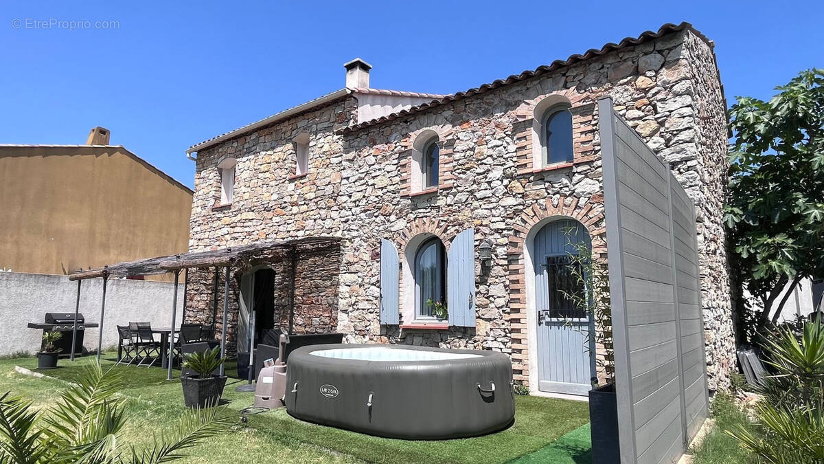 Maison à PIGNANS