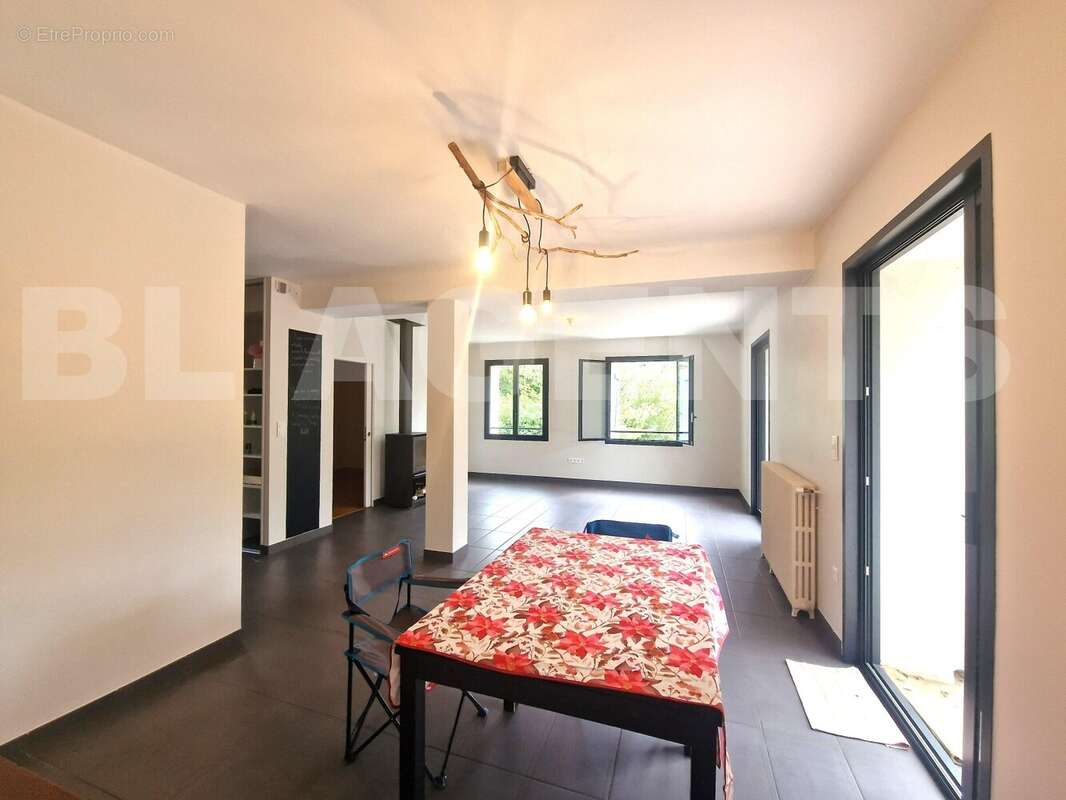 20250920_121804 - Maison à CASTELSARRASIN