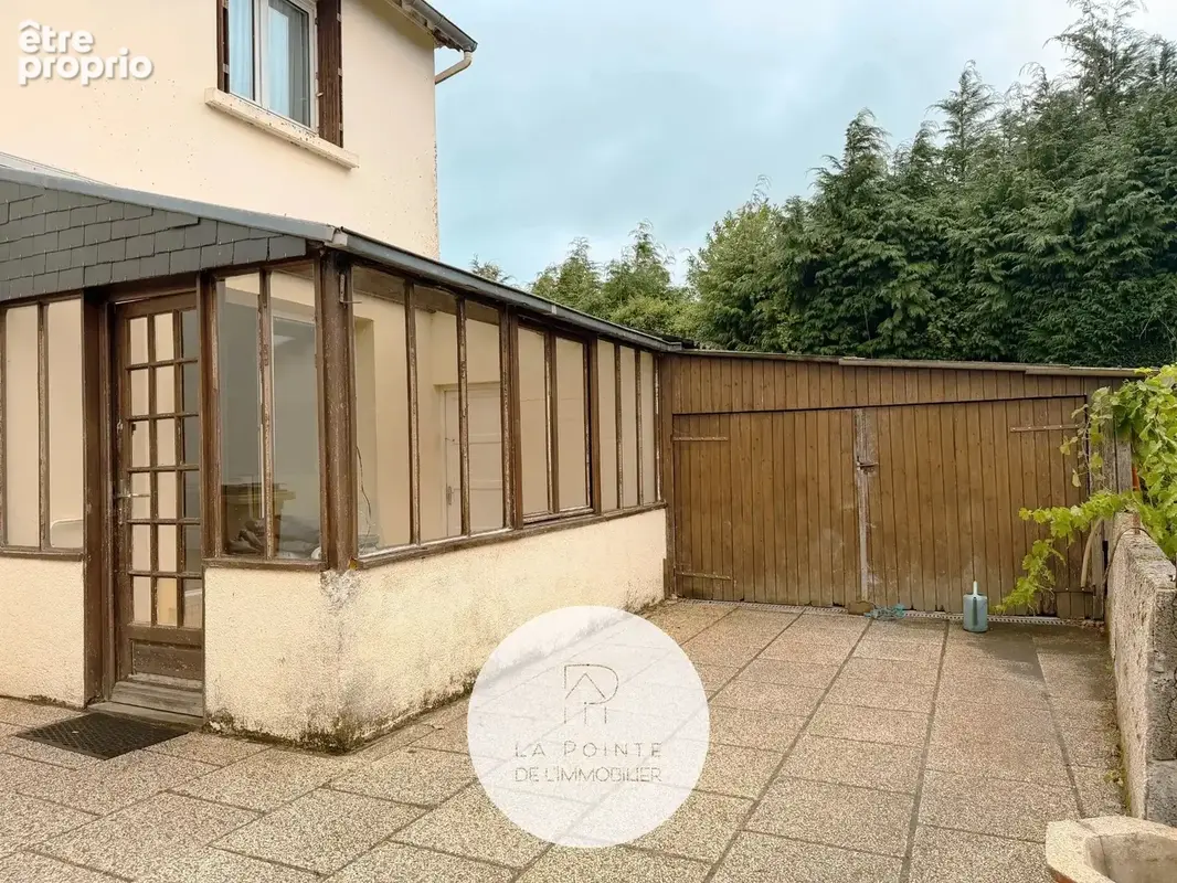 Maison à moderniser avec vaste terrain de plus de 2 600 m² - photo 11