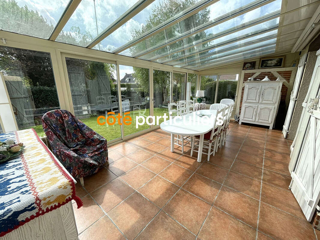 Maison 6 pieces avec dependances - photo 3