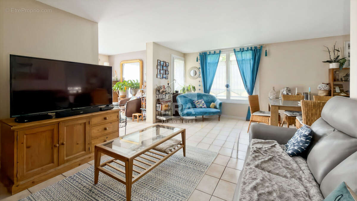 Appartement à NANDY