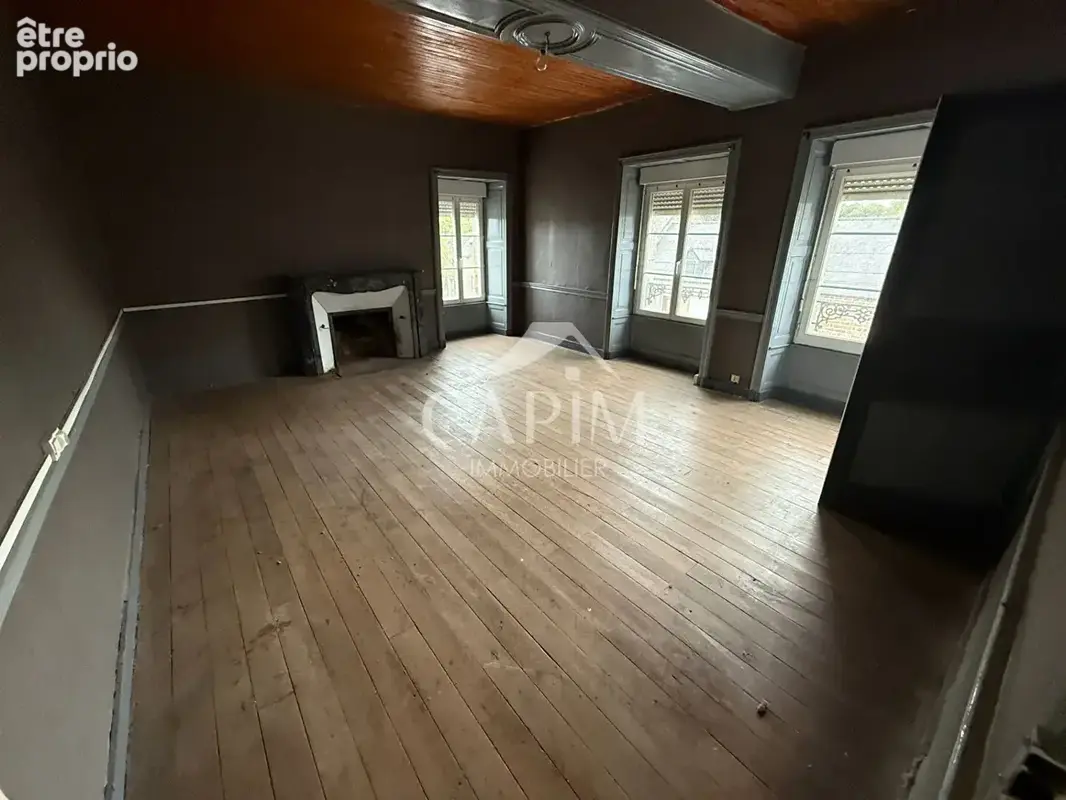 Maison Bourgeoise Centre Ville-  9 Pièces - 270M² à rénover Louvigne Du Desert - Garage- Grenier aménageable- Terrain 867m² - photo 10