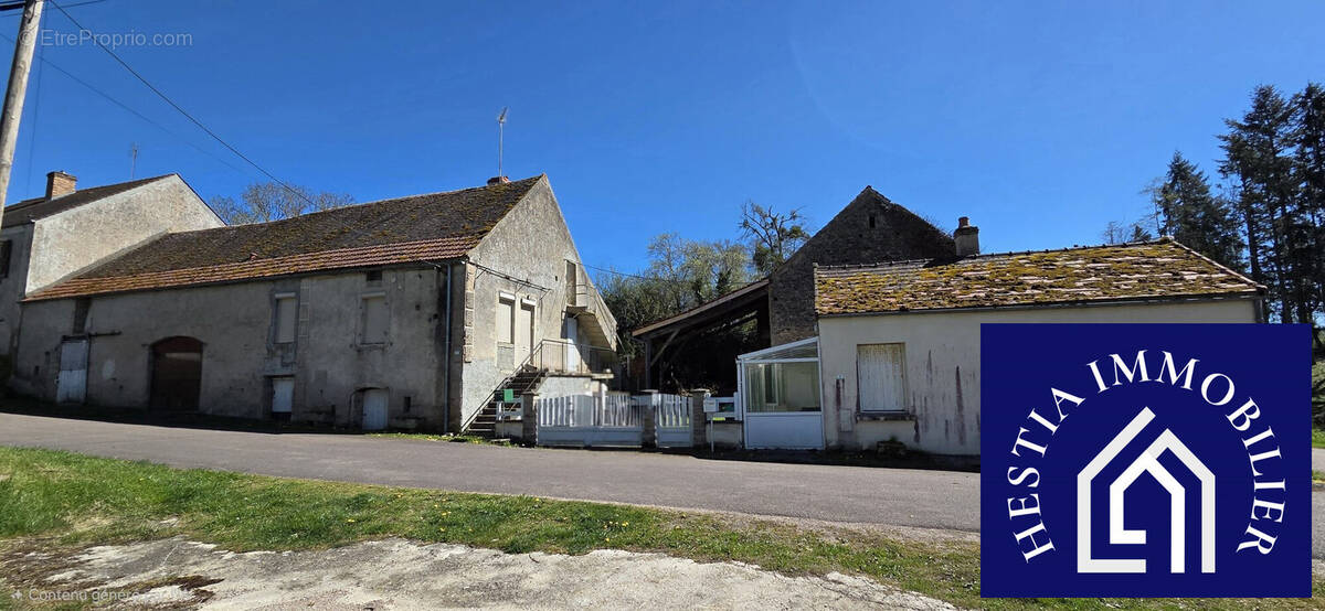 Maison à TORCY-ET-POULIGNY