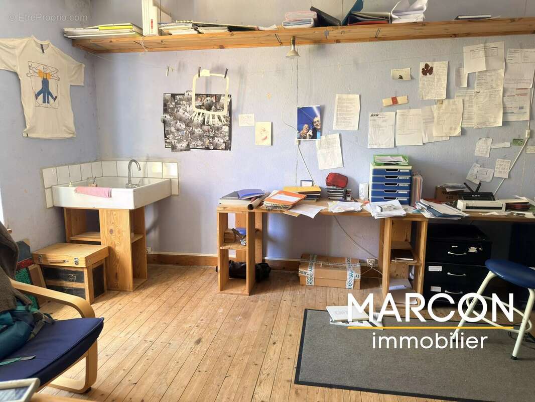 Maison à CHATELUS-MALVALEIX