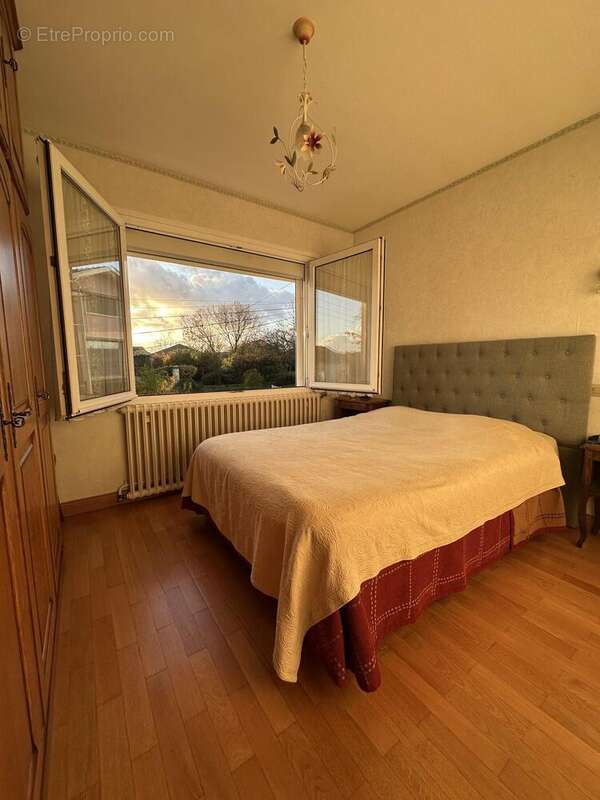 Maison à COMBLES-EN-BARROIS