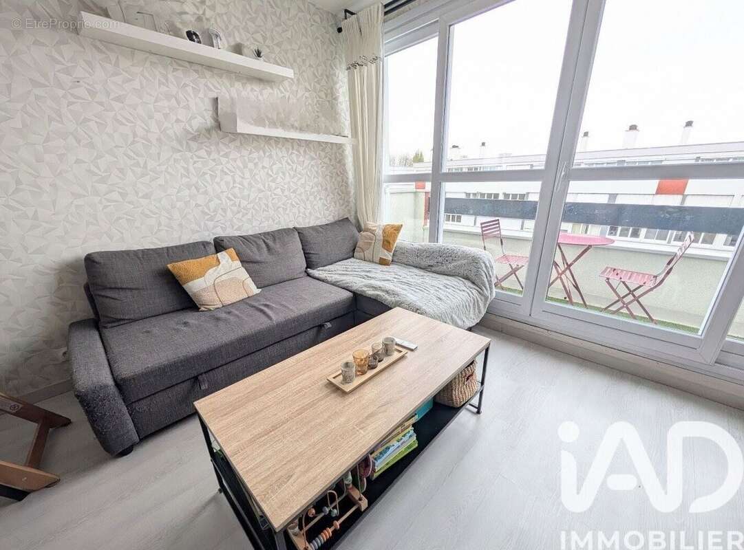 Photo 7 - Appartement à FLEURY-LES-AUBRAIS