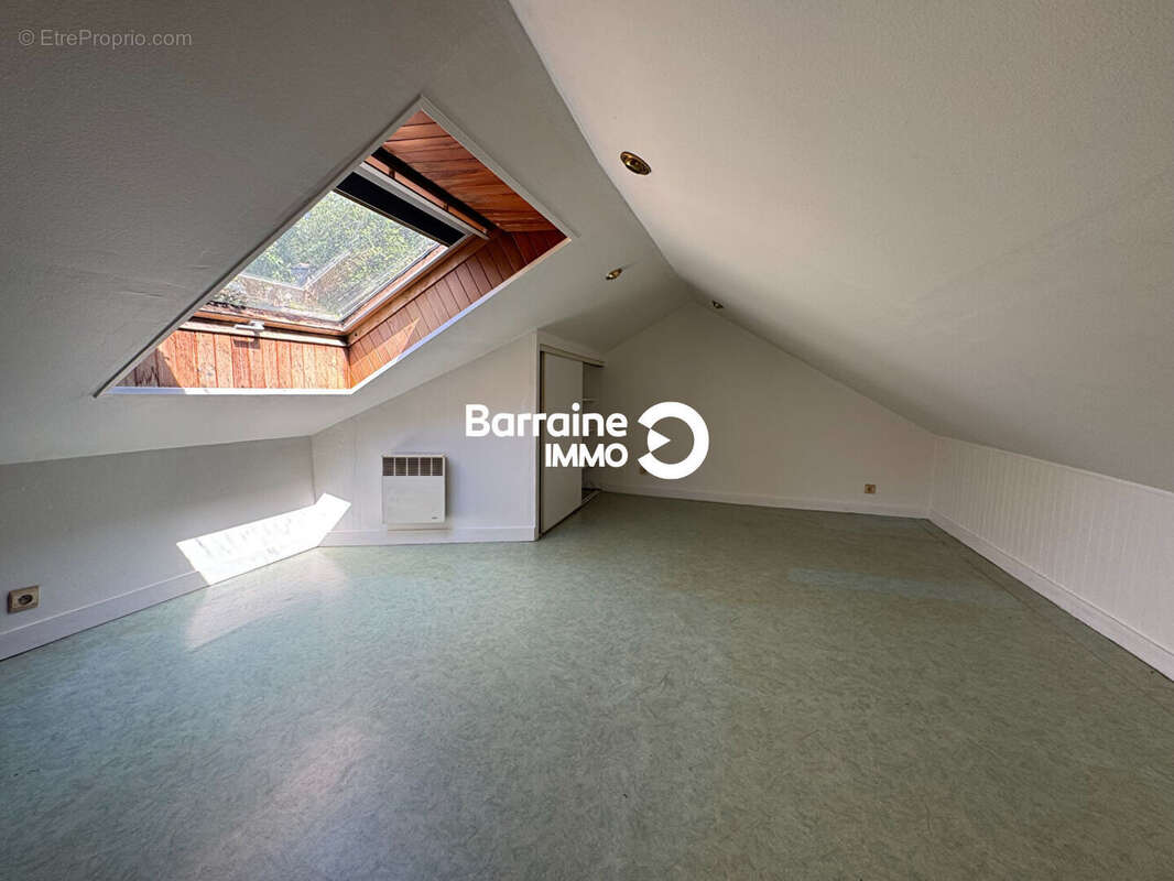 Brest penfeld immeuble de rapport 4 lots : 2 studios - 2 t2 duplex jardin - photo 17